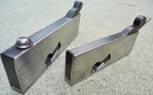 Two rosewood infill rabbet planes, adjustable and fixed. Both most likely made by N. Erlandsen. They share practically identical side escapements, the lack of a keeper or spacer for the wedge, and a 1/4" sole.